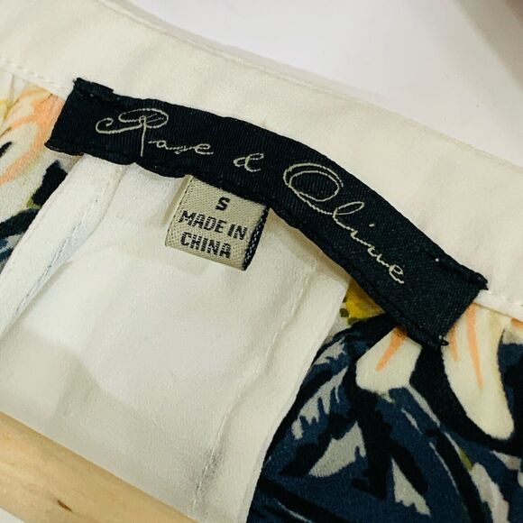 Rose & Olive Floral Oversized Short Sleeve Blouse Size Small Women’s - Picture 6 of 7